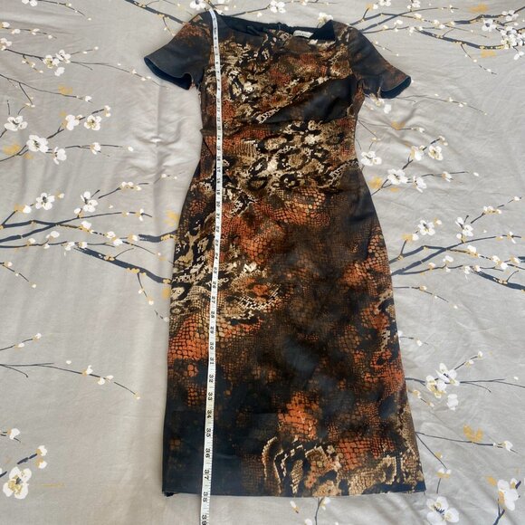 Karen Millen Python Print Asymmetrical Neckline Short Sleeve Sheath Dress Size 4 - Picture 11 of 16